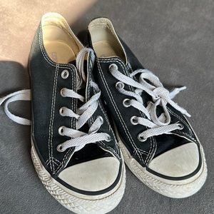 Converse youth size 1 sneakers